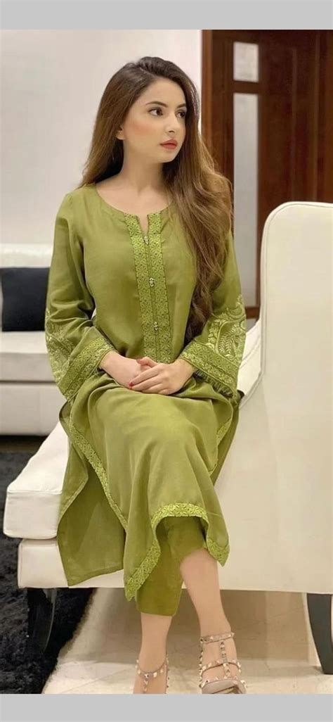 Pin By Syd Nusaiba On Stylish Suits Pakistani Women Dresses Stylish