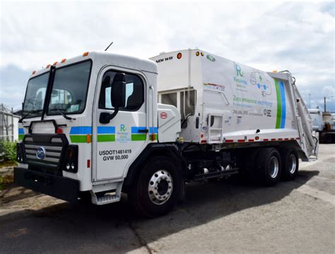 Seattle Makes History With Electric Garbage Truck Ars Technica