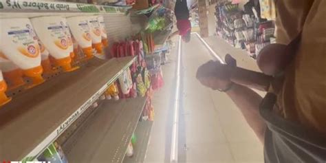 Thick Latina Massages His Muscle Tnaflix