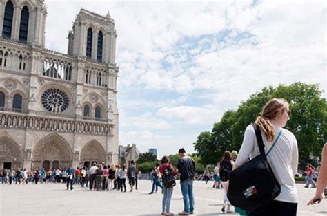 The American University of Paris | Reviews and Programs | Go Overseas