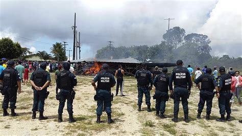 Al Menos 1200 Venezolanos Abandonan Brasil Tras Incidentes En La Frontera