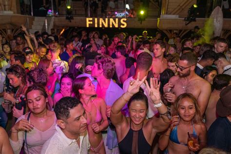 Best Bars In Canggu Finns Beach Club Bali