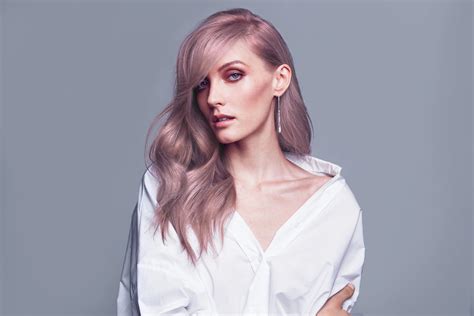 How to Get Holographic Hair at Home in 7 Steps or Less - FASHION Magazine