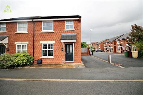 Cotton Meadows Bolton BL1 8FZ 3 Bed Semi Detached House For Sale