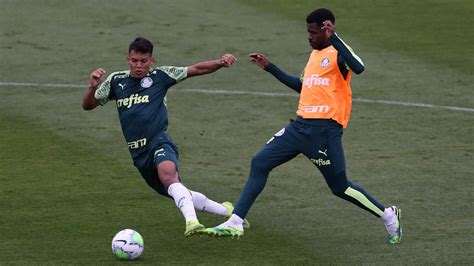 Sem Felipe Melo E Vi A Palmeiras Treina Para Cl Ssico Gabriel