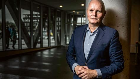Real: Metro-Chef Olaf Koch pokert mit Redos und X+bricks - manager