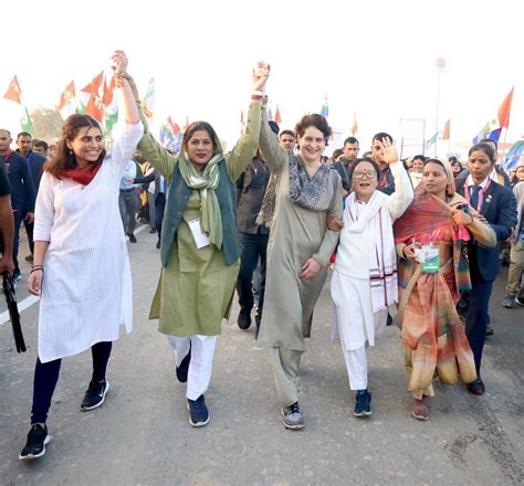 Video Viral On Media When Priyanka Gandhi Vadra Ran In Bharat Jodo Yatra Bharat Jodo Yatra