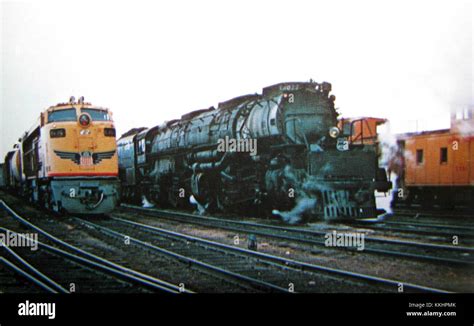 Union Pacific Generation 2 Gtel And Big Boy Locomotive 4022 Stock Photo