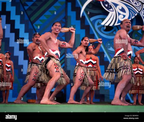 Rotorua Maori Arts Festival Maori Hakka dance Stock Photo - Alamy