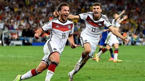 WM 2014 Sieg im Finale gegen Argentinien Traumtor von Mario Götze