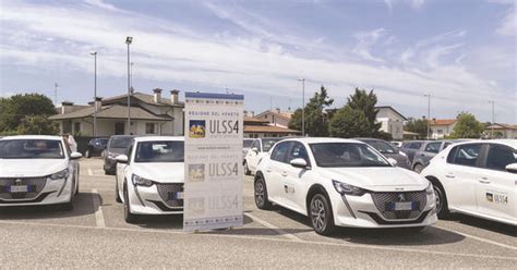 Ulss4 sempre più green presentate le 15 nuove citycar elettriche