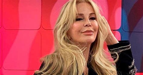 Una joven Graciela Alfano en bikini la actriz publicó impactantes fotos retro Vía Libre