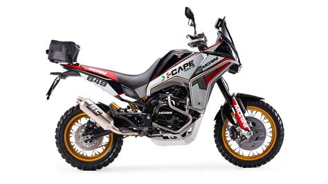 Moto Morini X Cape ADV R 650 équipée pour l aventure