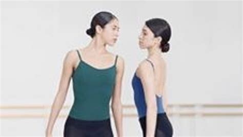 These Two Female Royal Ballet Dancers Will Change the Way You View a Duet