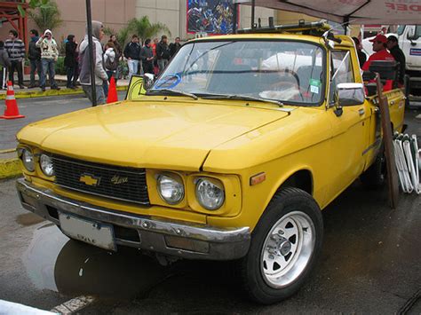 Chevrolet Luv 23 DLX Crew Cab Specs Photos Videos And More On