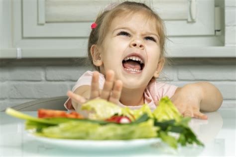 Obst und Gemüse Kindern schmackhaft machen