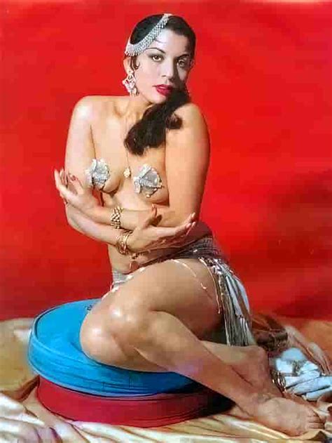 Vintage Vaudeville Porn Pics Classic Show Performances With Nude Retro Burlesque Dancers In XXX