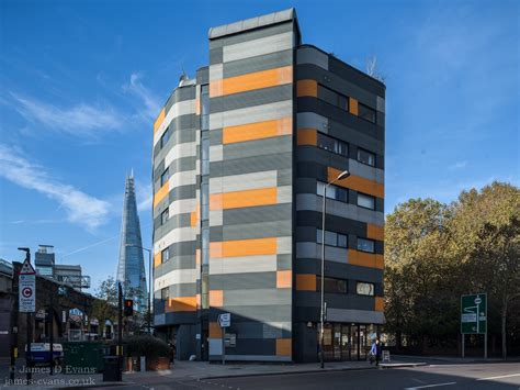 tower bridge road archoptical photography