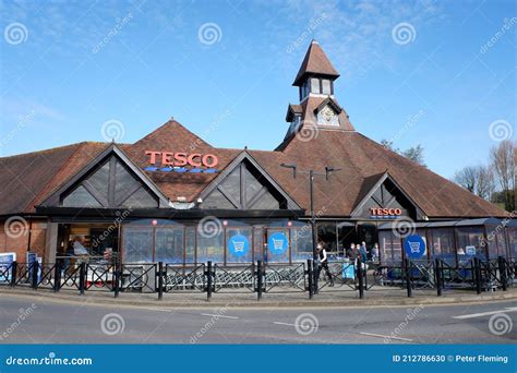 Tesco Superstore London Road West Old Amersham Imagen Editorial