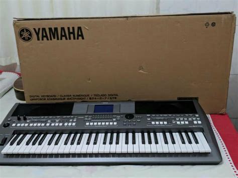 Teclado Yamaha Psr S Semi Novo Em Salvador Clasf Som E Imagem