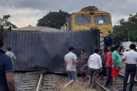 Video Evidence Reveals Unsafe Railway Crossing Caused Wilwatta Train ...