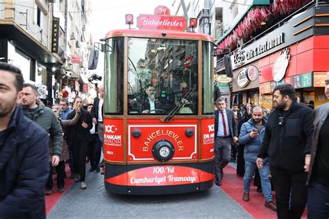 Murat Kurum Bahçelievler de esnaf ziyaretinde bulundu Haberler