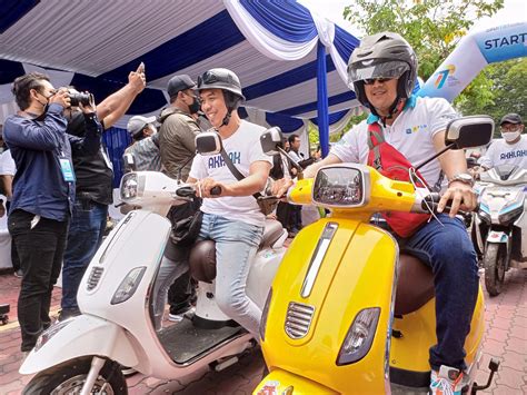 Kurangi Emisi Karbon PLN Akan Perbanyak Stasiun Pengisian Kendaraan