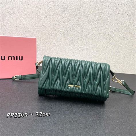 Сумка кондуктора планшет Miu Miu - купить с доставкой по выгодным ценам ...