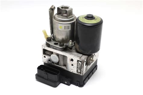 2004 Toyota Prius Brake Actuator