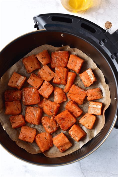 Air Fryer Salmon Cubes