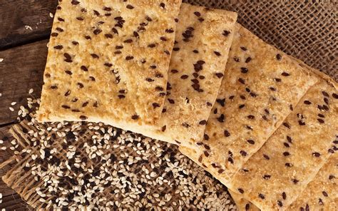 Sesame Buttermilk Crackers - Round Pond Estate