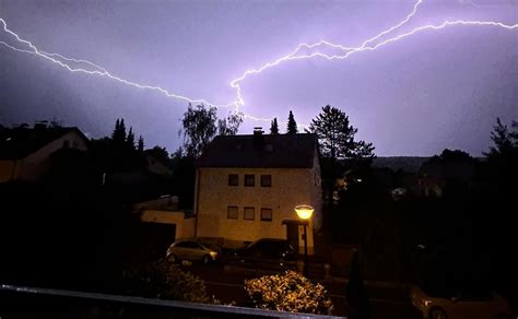 Fast Feuerwehreins Tze Nach Gewitter Und Sturm Heidenheimer Zeitung