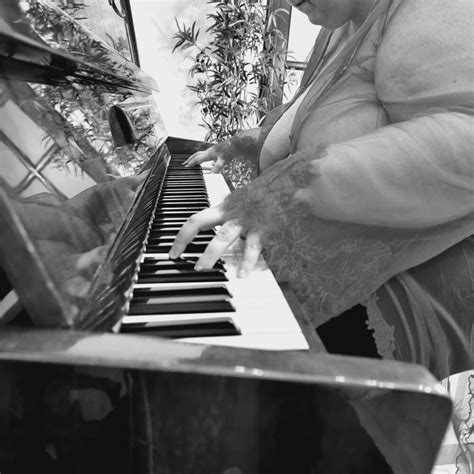 عرض كاميرا ImagetwistCams Free Live Sex Cams of Hottest Amatuer Girls