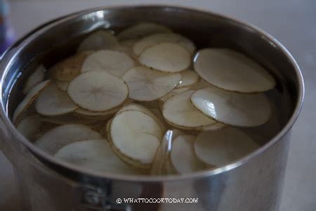 Keripik Kentang Balado (Crispy Sambal Potato Chips)