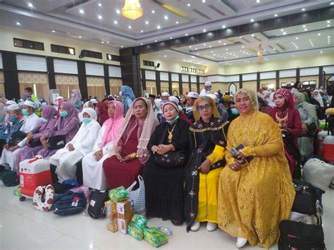 Fasilitasi Jemaah Haji Yang Ingin Tampil Glamor PPIH Debarkasi