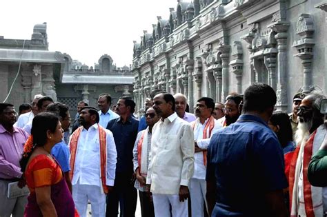 Yadadri-Bhuvanagiri: Telangana CM visits Lakshmi Narasimha Temple