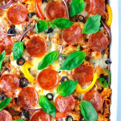 Pizza Pasta Bake (Easy, Cheesy, and Delicious!) - That Spicy Chick