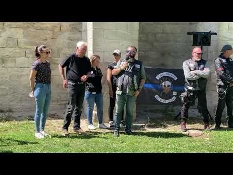 Vidéo Vaucluse une centaine de motards rendent hommage à Eric Masson