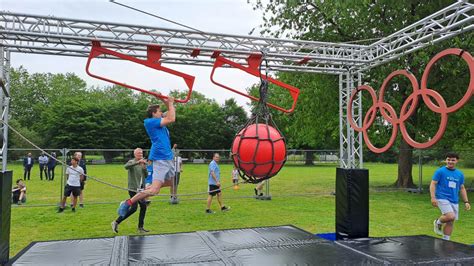 Saint Quentin en Yvelines Un parcours inspiré de Ninja warrior pour