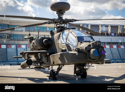 Le Bourget Paris Jun New Us Army Boeing Ah E Apache