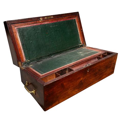 Antique English Regency Walnut Portable Lap Desk Writing Surface Box With Leather Top Scranton