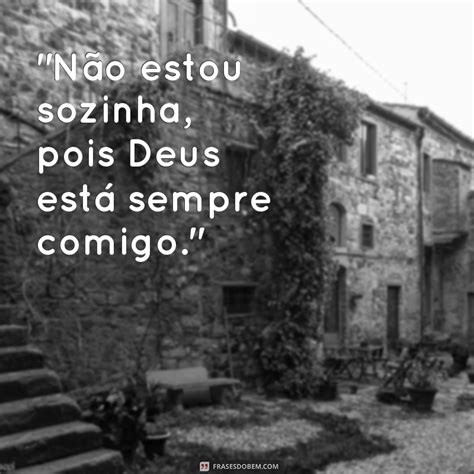 Descubra as melhores frases cristãs para legendar suas fotos sozinha