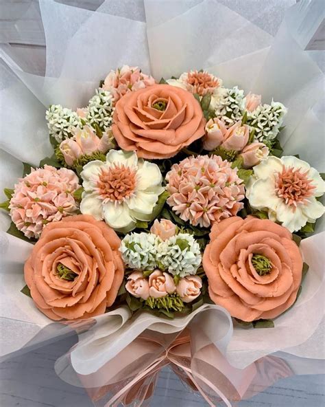 Kimchis Cupcakes On Instagram This Deluxe Floral Cupcake Bouquet