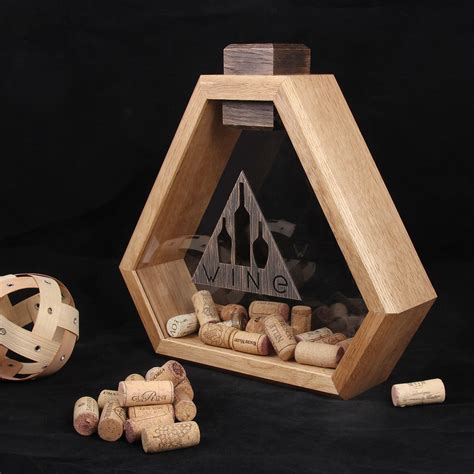 КОПИЛКИ ДЛЯ ВИННЫХ ПРОБОК | Craft market display, Wood creations ...
