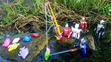 Mencari Mainan Ultraman Zero Ultraman Ginga Ultraman Tiga Ultraman