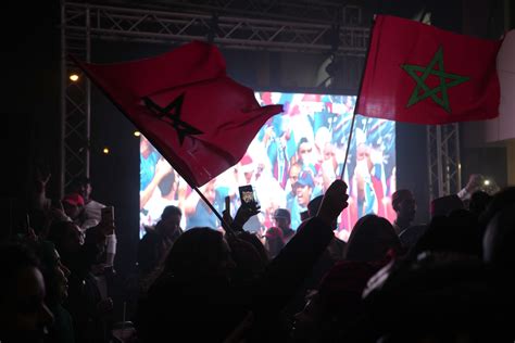 L Quipe A Fait Honneur Au Peuple Les Marocains Et Leur Roi