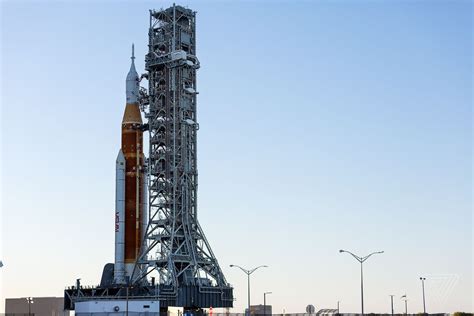 NASA’s megarocket, the Space Launch System, rolls out to its launchpad ...