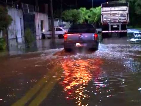 G1 Chuva Forte E Rápida Alaga Ruas E Avenidas Em Sorocaba Notícias