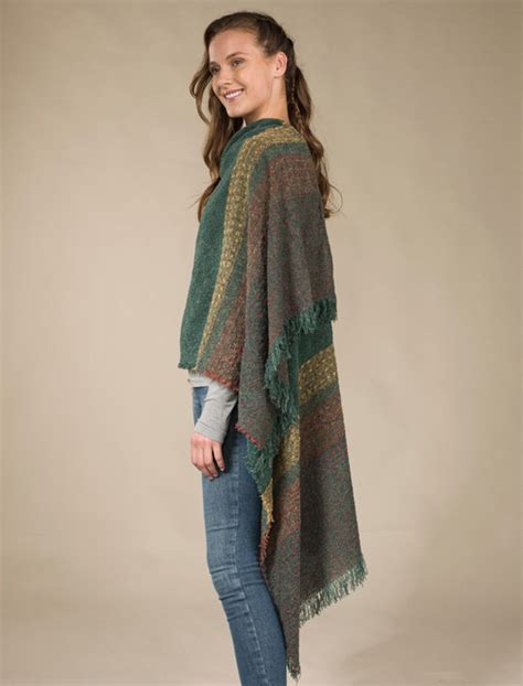 Lambswool Celtic Ruana Wrap Green Checks Kerry Woolen Mills