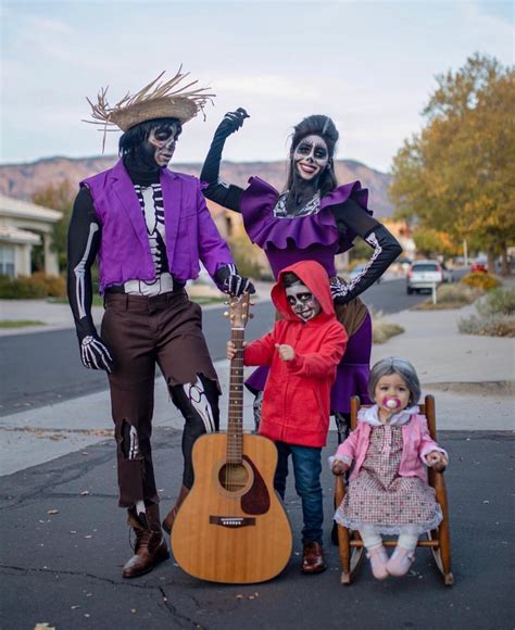 Pin by Kira Ramirez on Halloween | Family halloween costumes, Funny couple halloween costumes ...